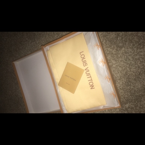 Louis Vuitton Archlight Flat Sandal - Picture 2 of 6